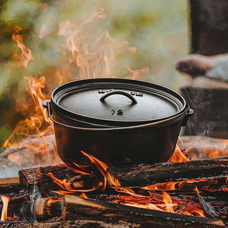 Lodge Camp Dutch Oven