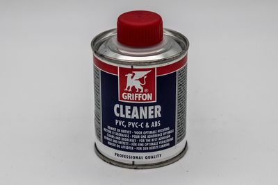 Cleaner