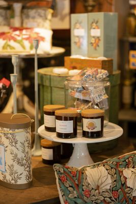 Handmade & Curated Gifts