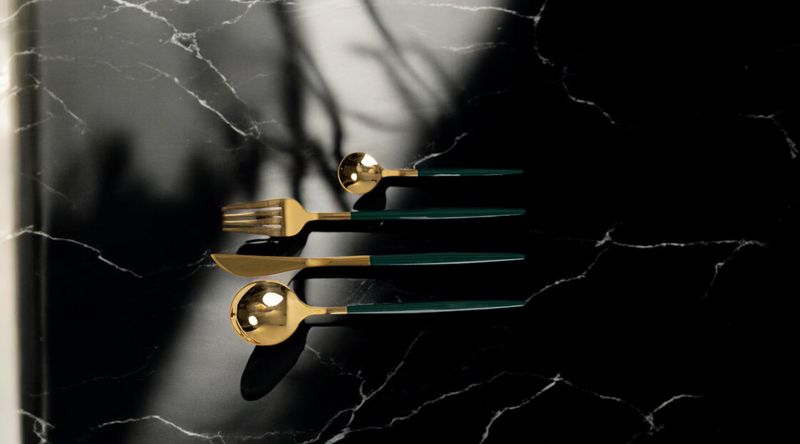 Cutlery Set (Gold/Green)
