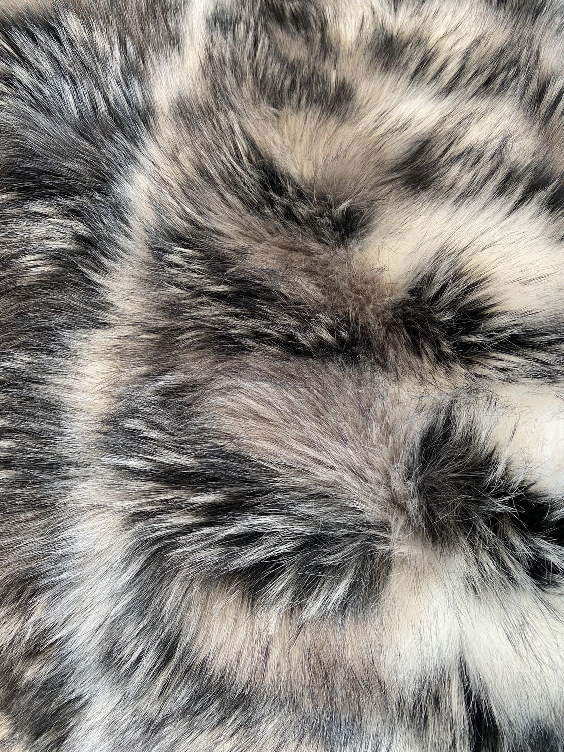 *Throw Faux Fur Black &amp; White 5&#39; x 6.6&#39;