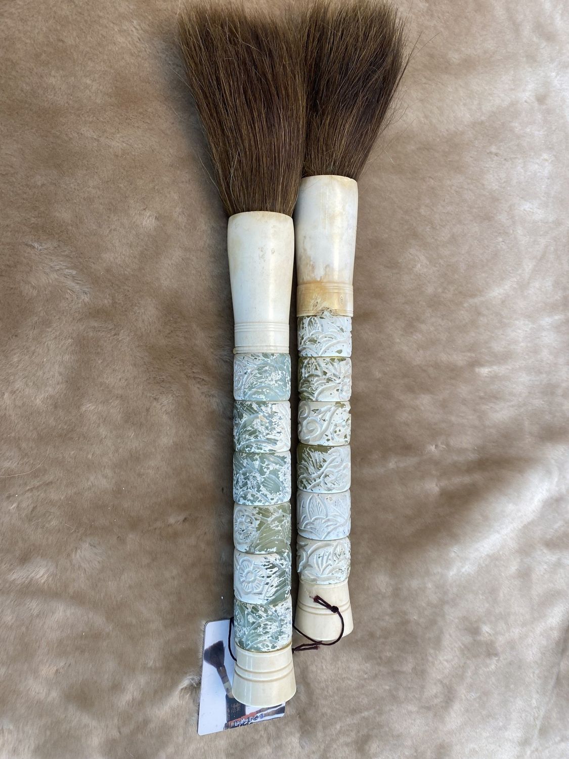 16&quot; Calligraphy Brush Jade Distressed (6 Rings)