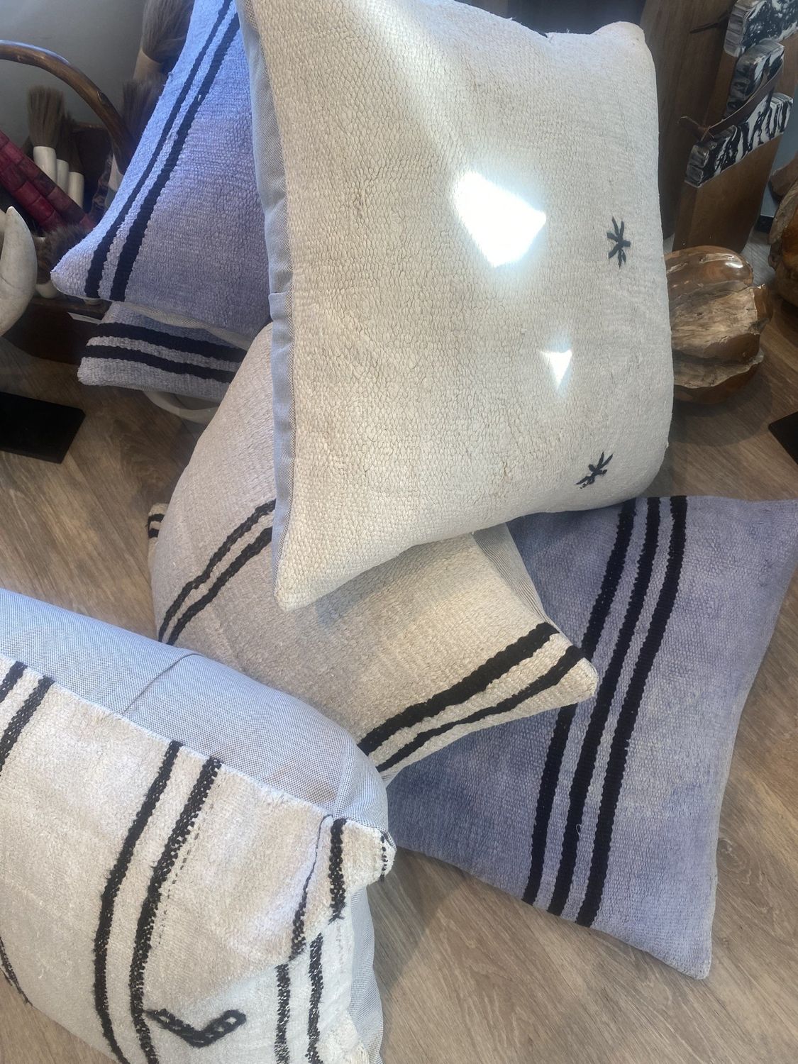 Pillow Hand Knot Rug Fabric  Blue stripe with insert 24 x 24