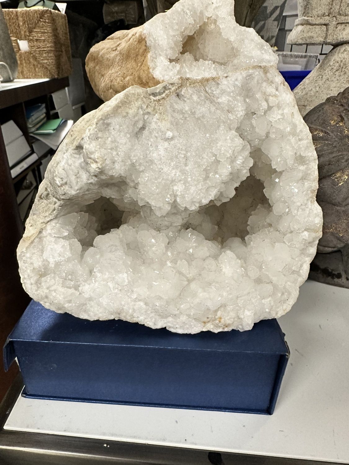 Quartz Geode White (Large)