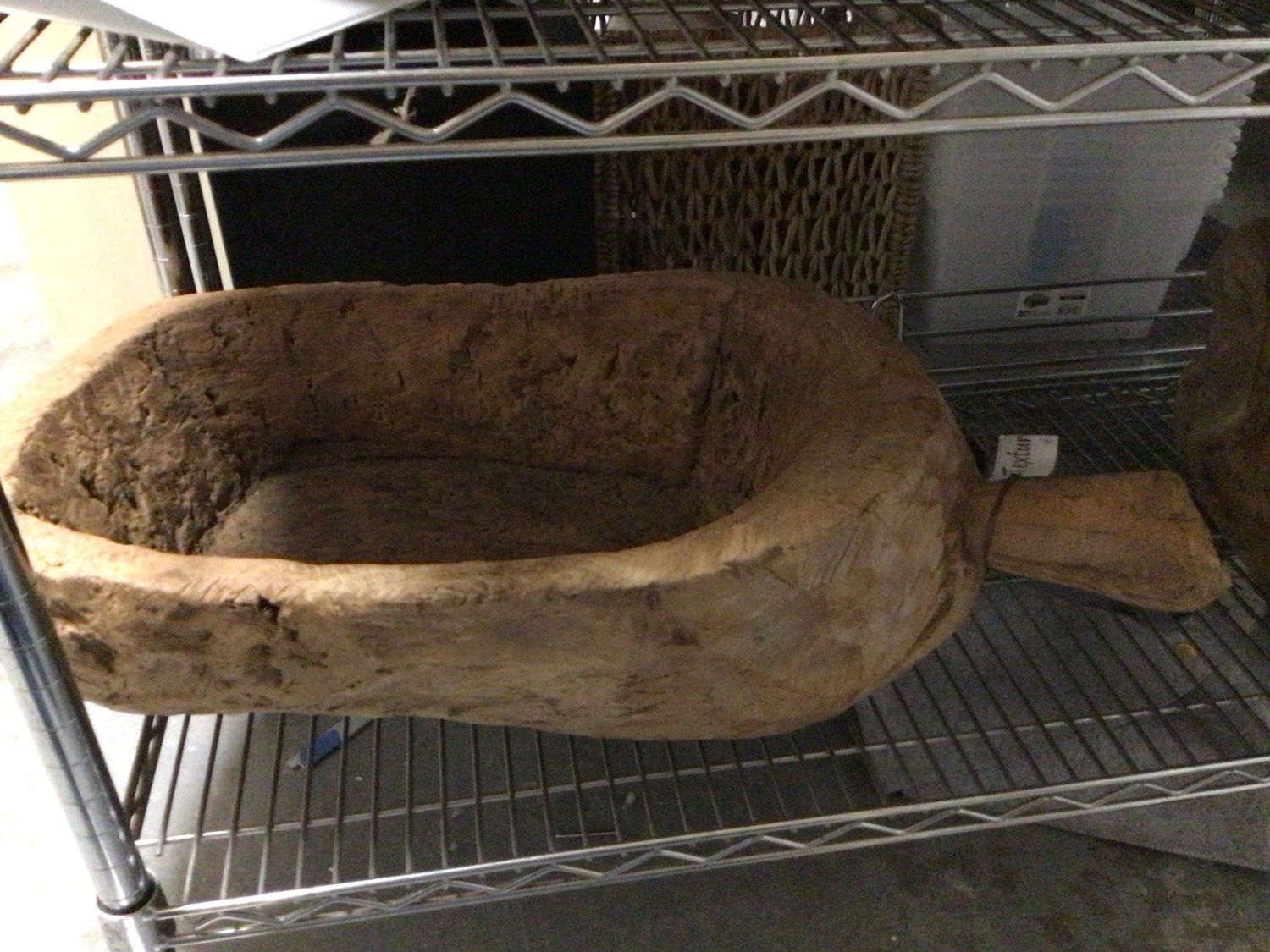 Old teak Lumpang/large oval vessel with handle