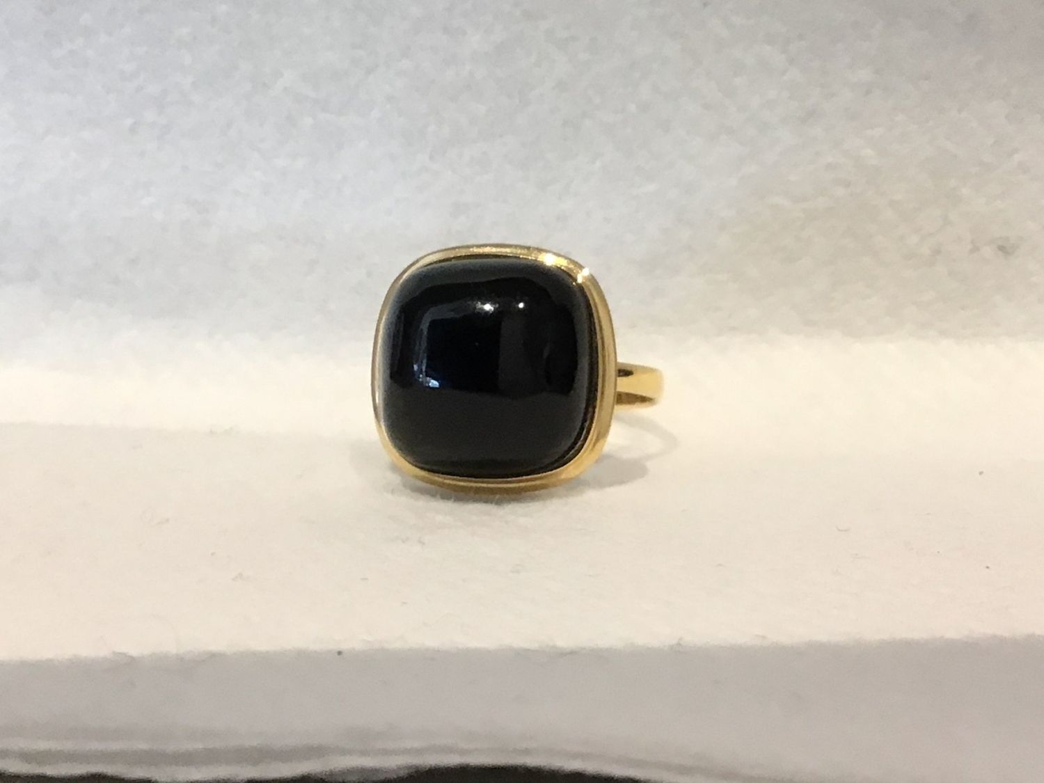 Ring -  2.21 Carat Black Onyx Cabachon Solitaire,  18K Yellow Gold, Size 7