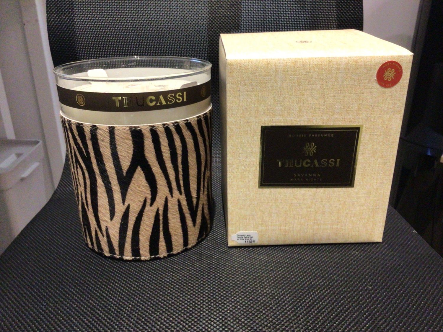 *Thucassi Large Candle Zebra Hair on Hide Mara Nights 38.8oz