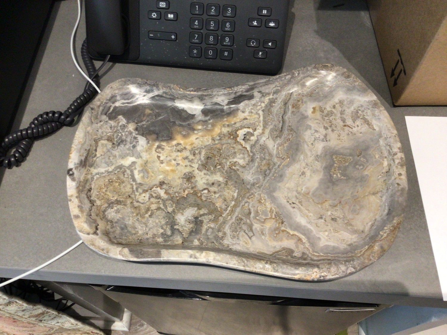 Onyx Plate Tray Kidney Shape 13x9x2