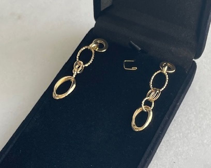 SOLD Earrings 18K Link Drops #84