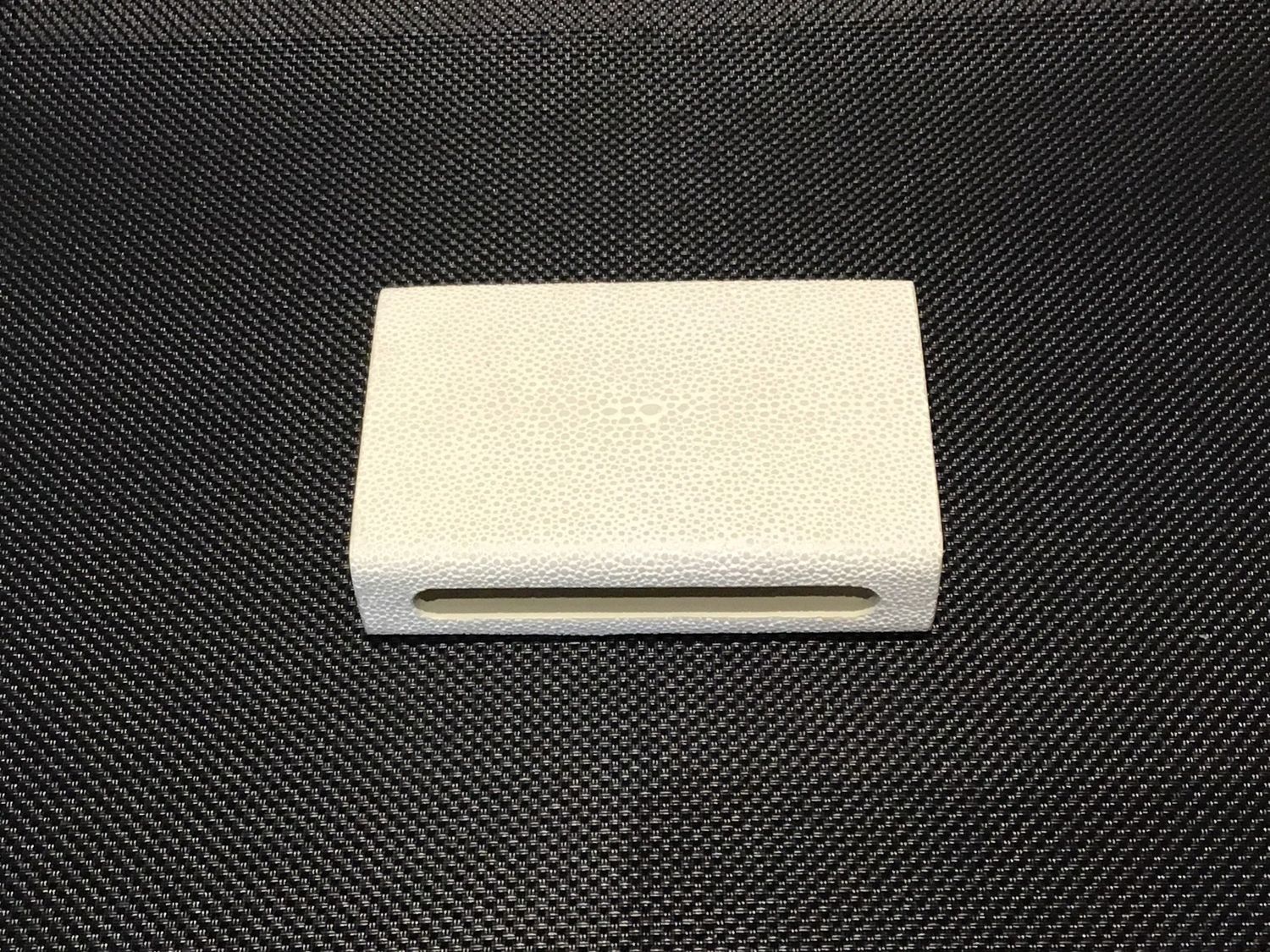 Match Box and Sleeve Faux Shagreen Blanc