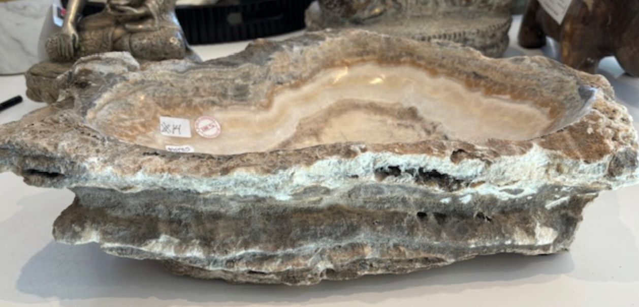 Polished Onyx Bowl with Raw Edge  17&quot; x 11&quot; x 5&quot;