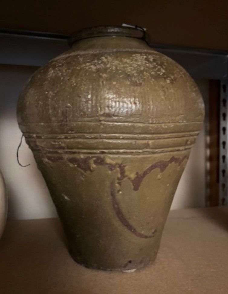 Vintage Pot