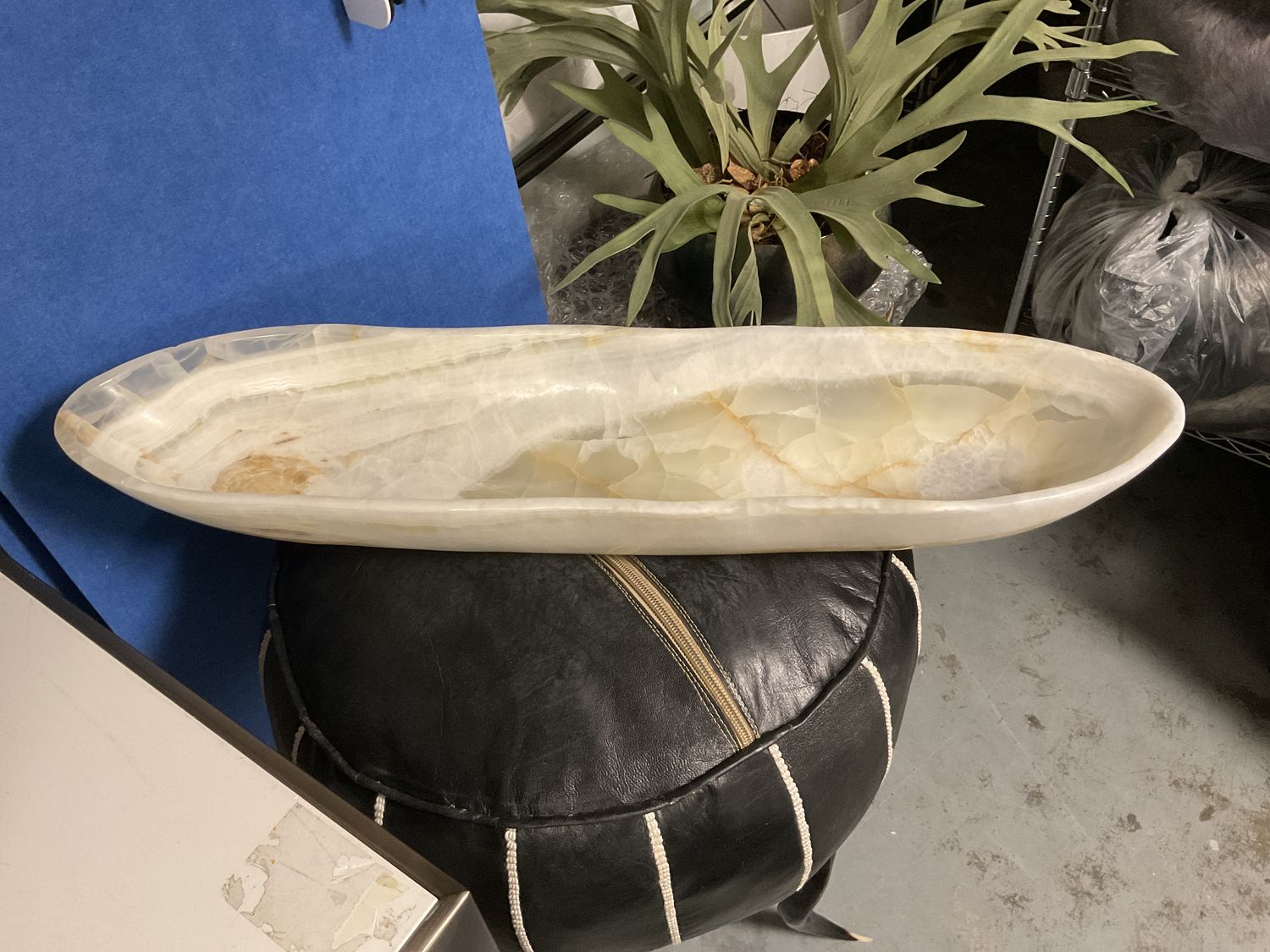 Bowl Canoe Polished Onyx Tan White 31 x 8 x 4