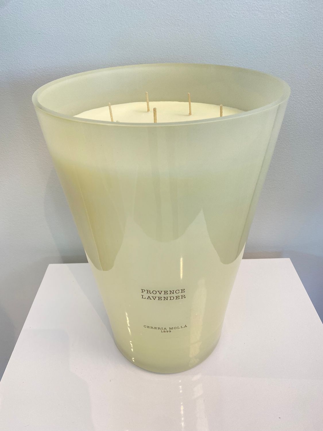 15.4 Ib PROVENCE LAVENDER CM CANDLE