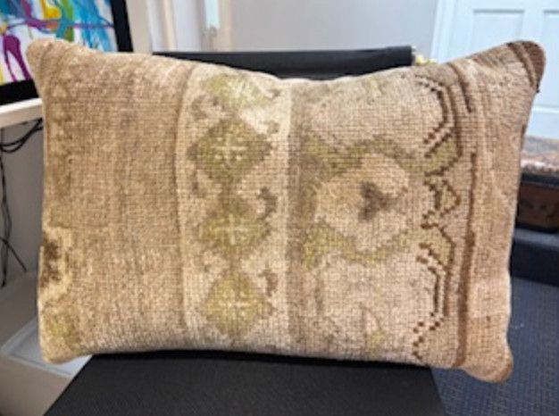 16&quot; x 24&quot; Vintage Usha Woven Pillow, Wool