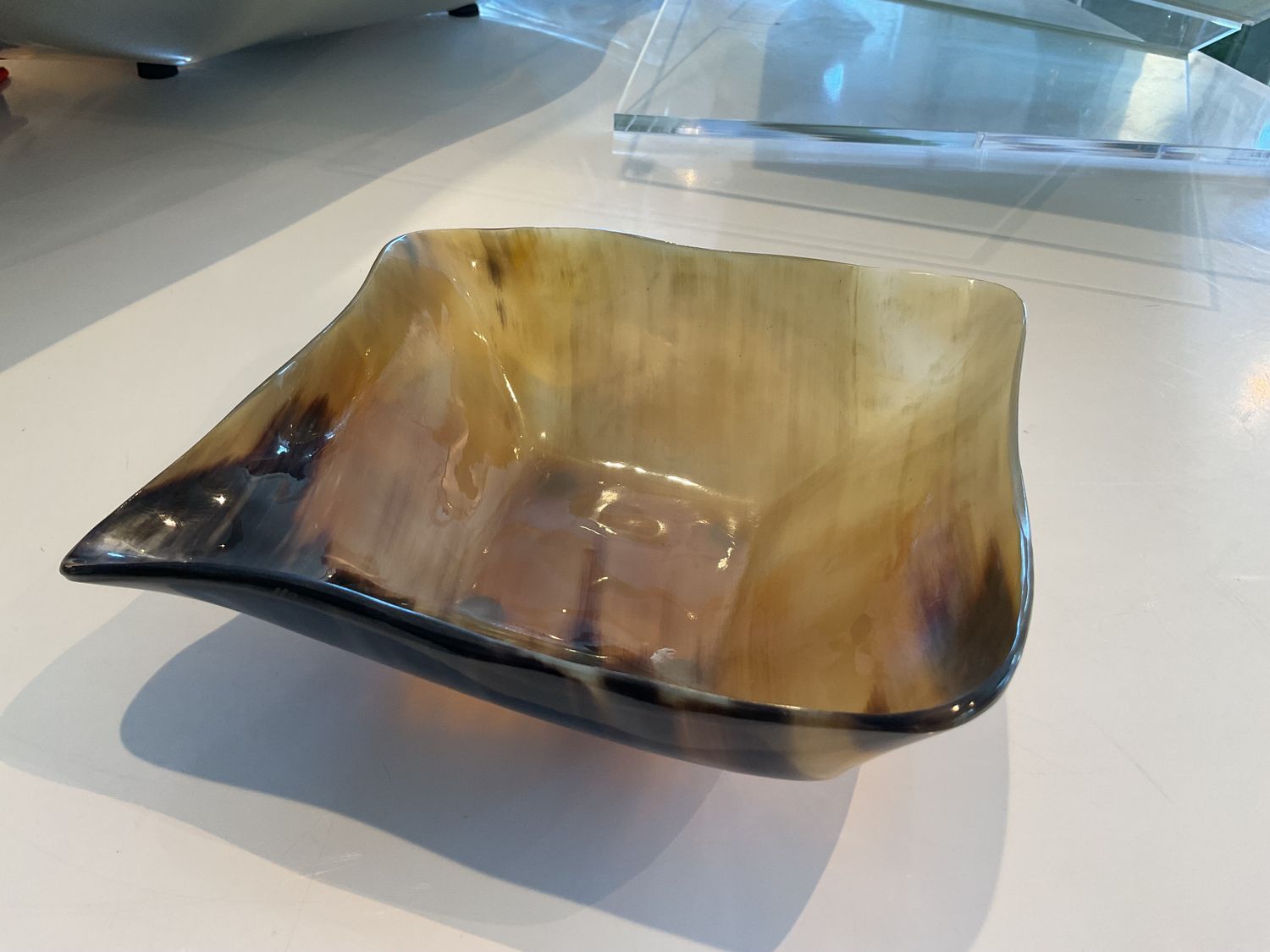 Genuine Horn Bowl, 7&quot; square