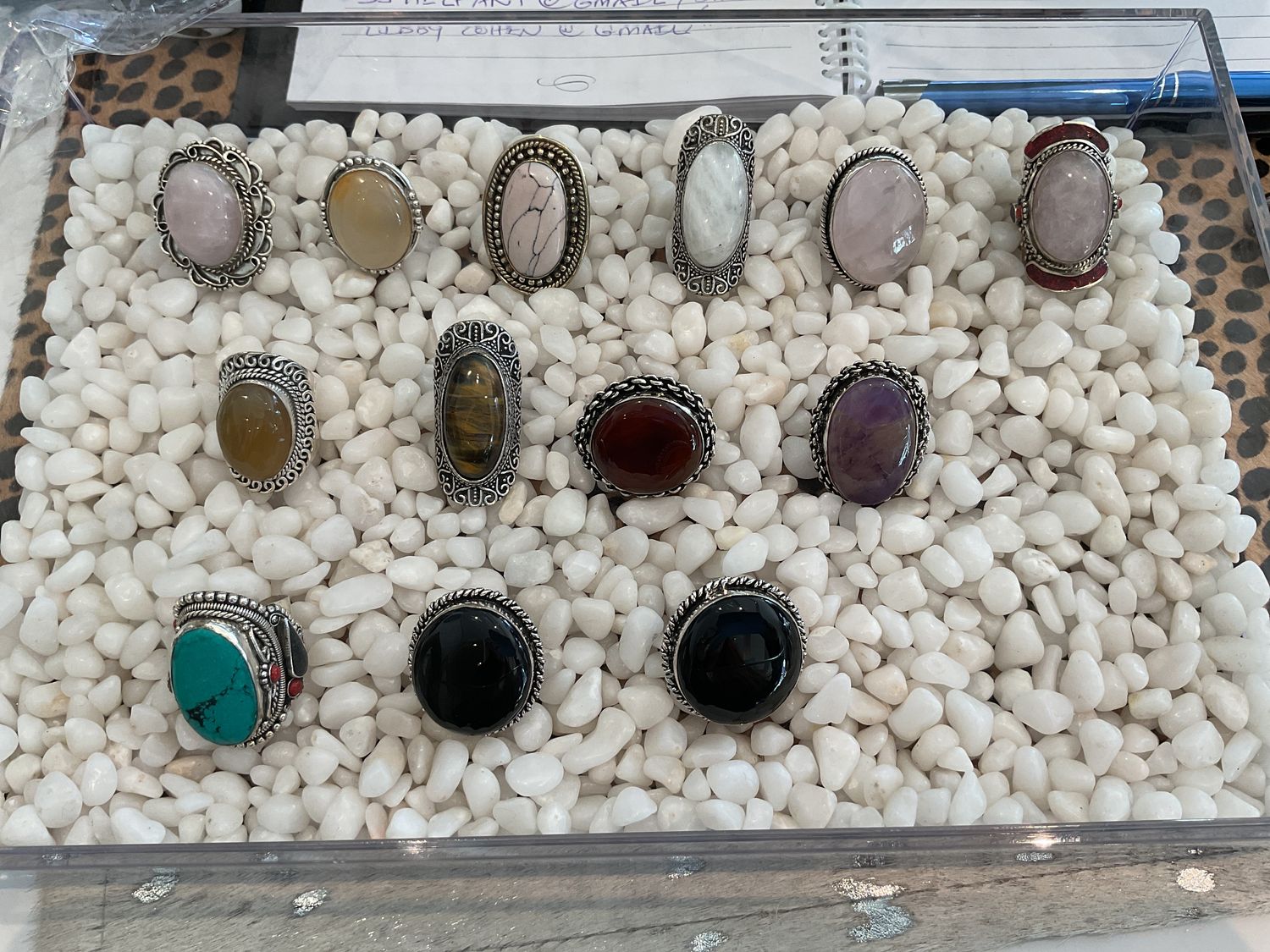 Ring, semiprecious stones, gold and silver tone, misc.