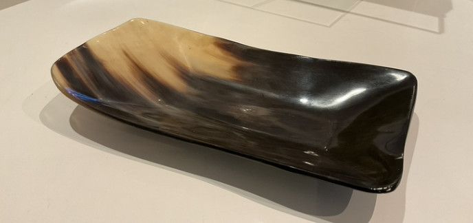 Genuine Ankole Watusi Horn Bowl, Thin Rectangle, 5&quot; x 10.5&quot;