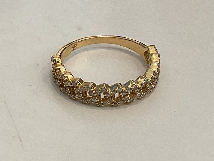 Ring, 10K Yellow Gold with Diamonds in Chain Pattern, .5 Carat