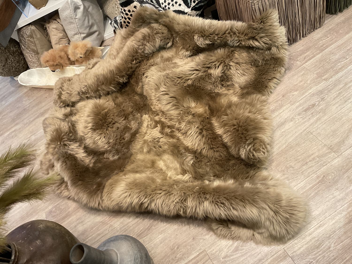 Large Sheepskin long wool (6 skins together) Taupe 5.9&#39; x 5.3&#39;