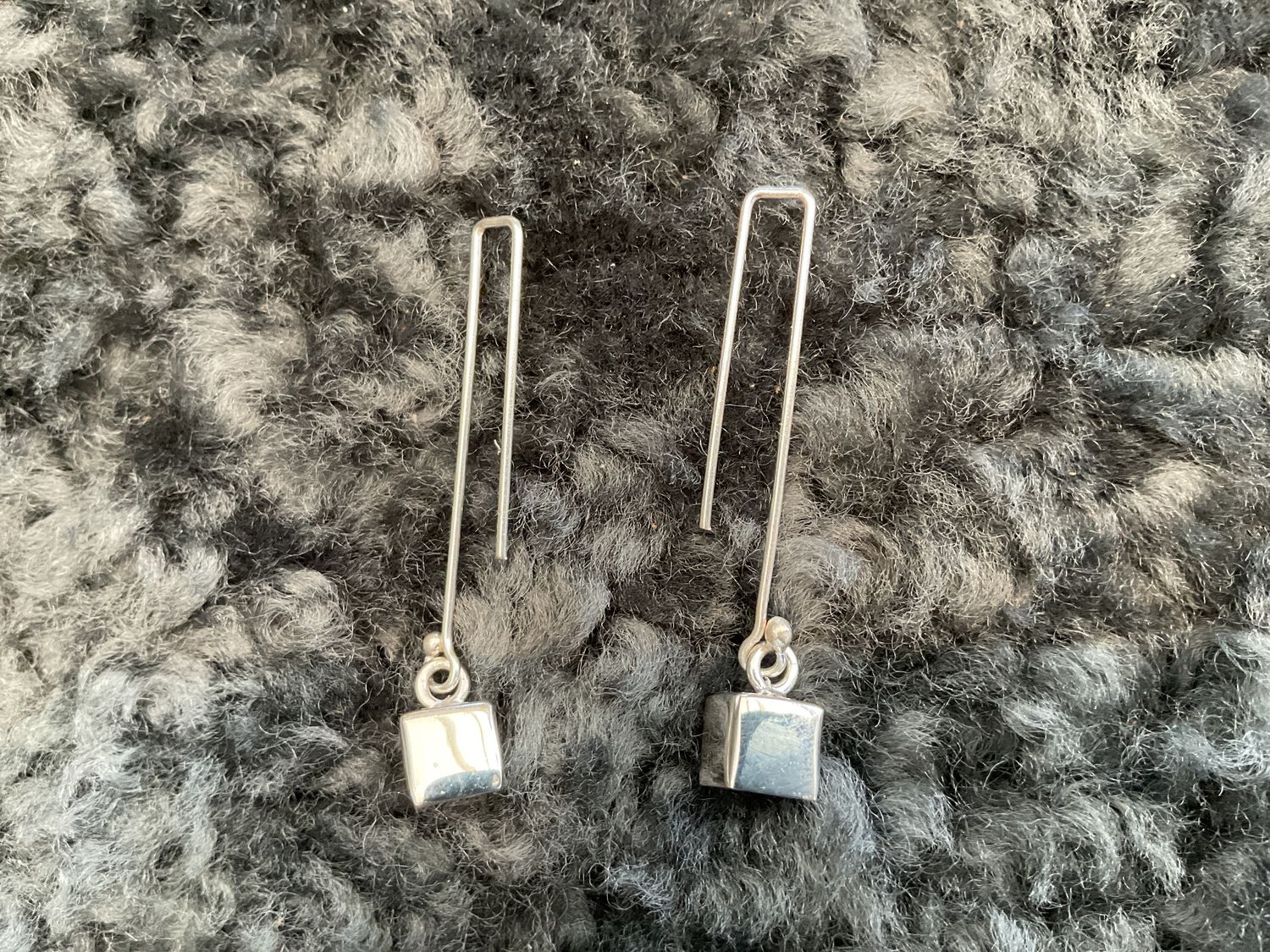 Earrings Sterling Rectangle Wire w/ Cube