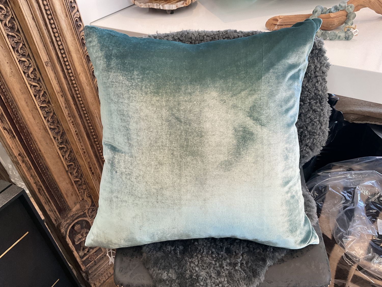Pillow Velvet Ombre Teal 22x22