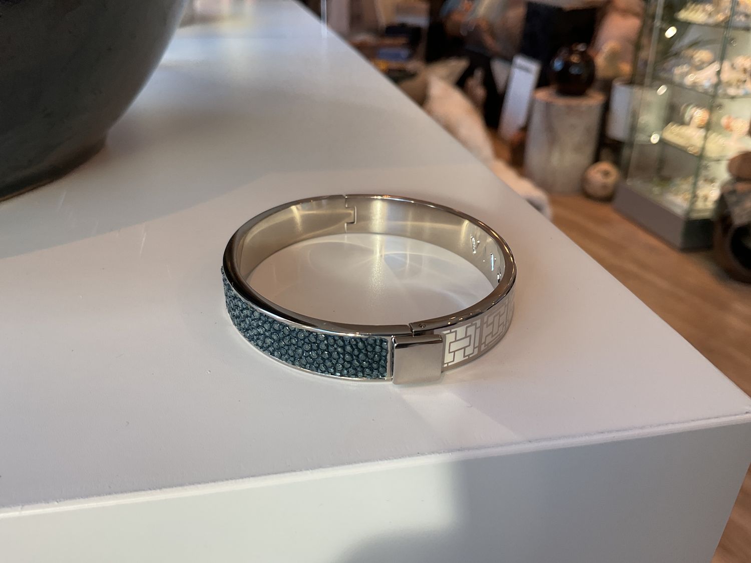 Bracelet, Genuine Shagreen &amp; Enamel White Gold Plated Bangle, Navy &amp; White