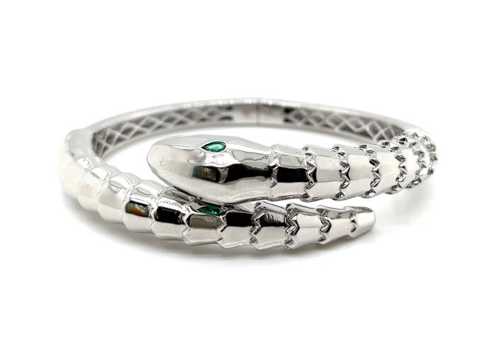 Bracelet, Silver Hinged Snake Bangle with Green Stone Eyes
