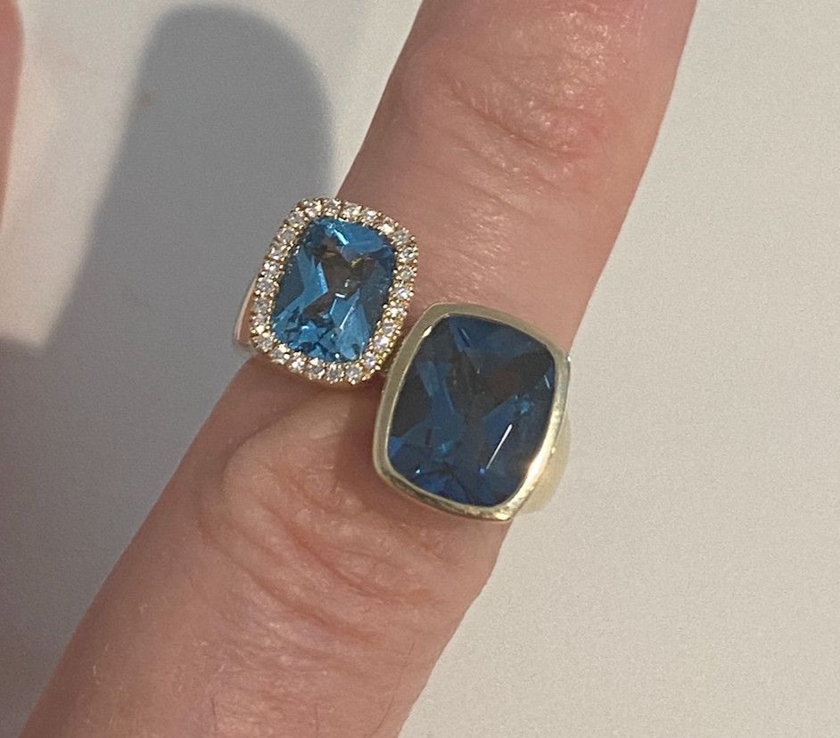 Ring, London and Swiss Blue Topaz Moi et Toi with natural diamond halo, 4.82 ct, .16 ctw 14k, Sz 7