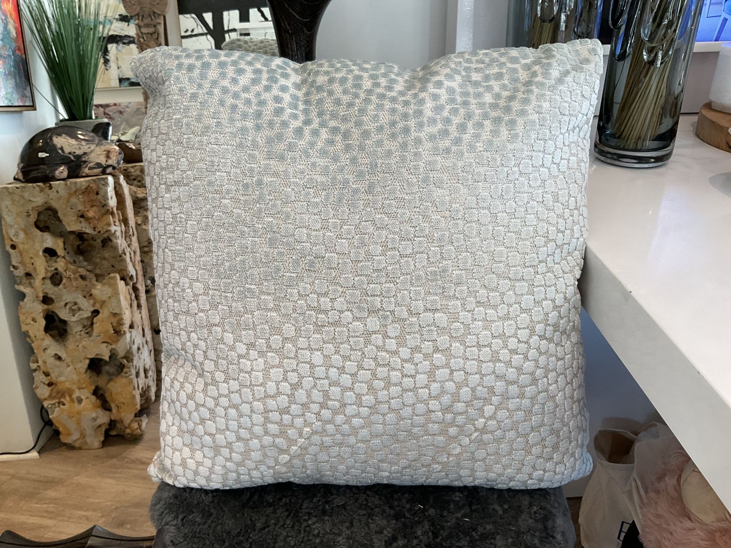 Pillow Velvet Speckled Sea 24 x 24