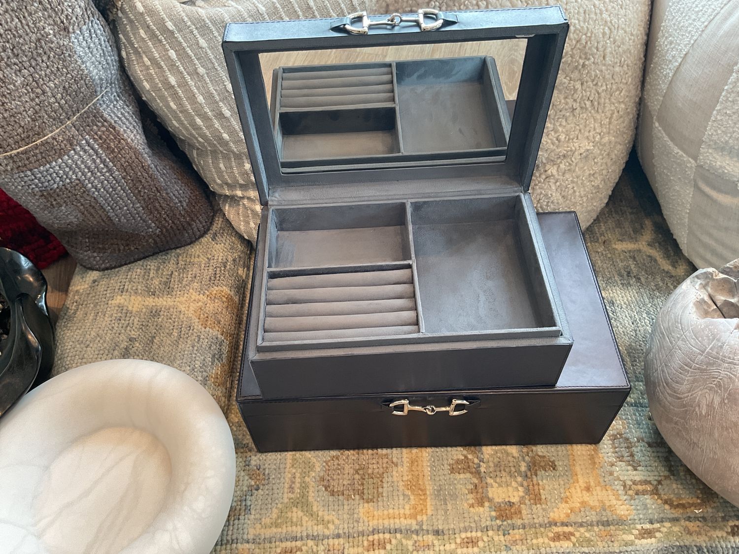 Box, Horse bit Navy Leather Jewelry, Medium