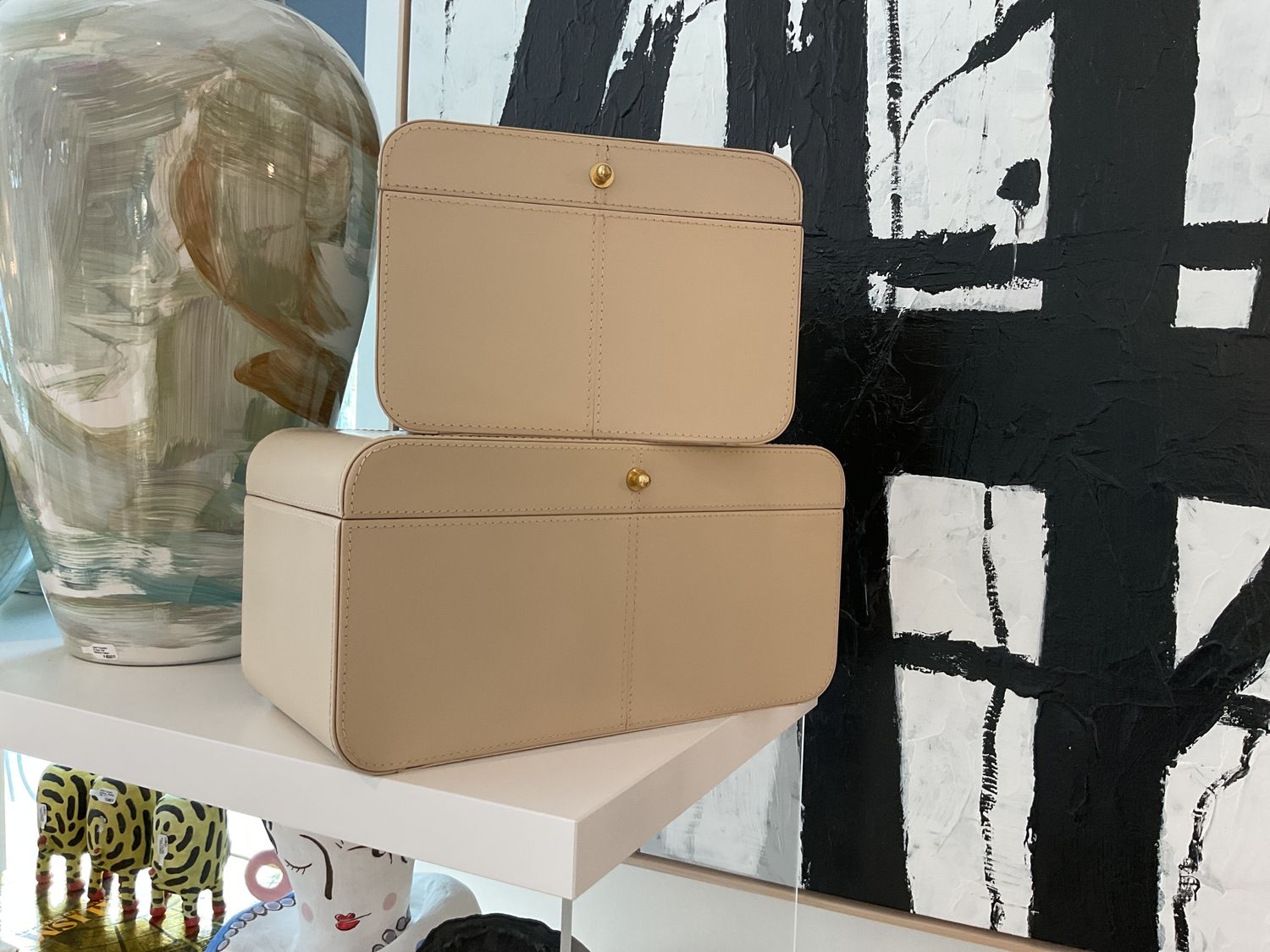 Box, Curved Corner Shape, Leather Ivory, Large