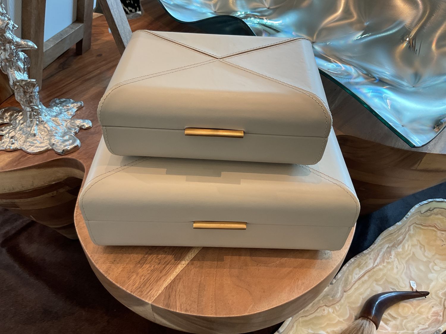 Box, Mitred Leather Curved Top, Ivory, Small