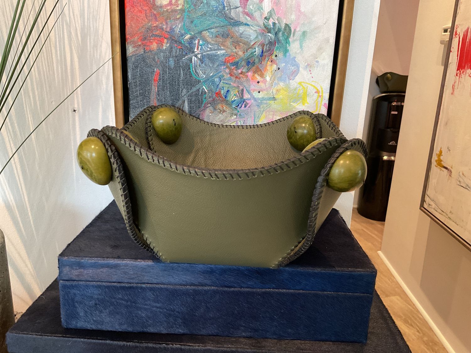 Bowl or Basket, Sm Green Leather Square with Wood Closures in 4 Corners