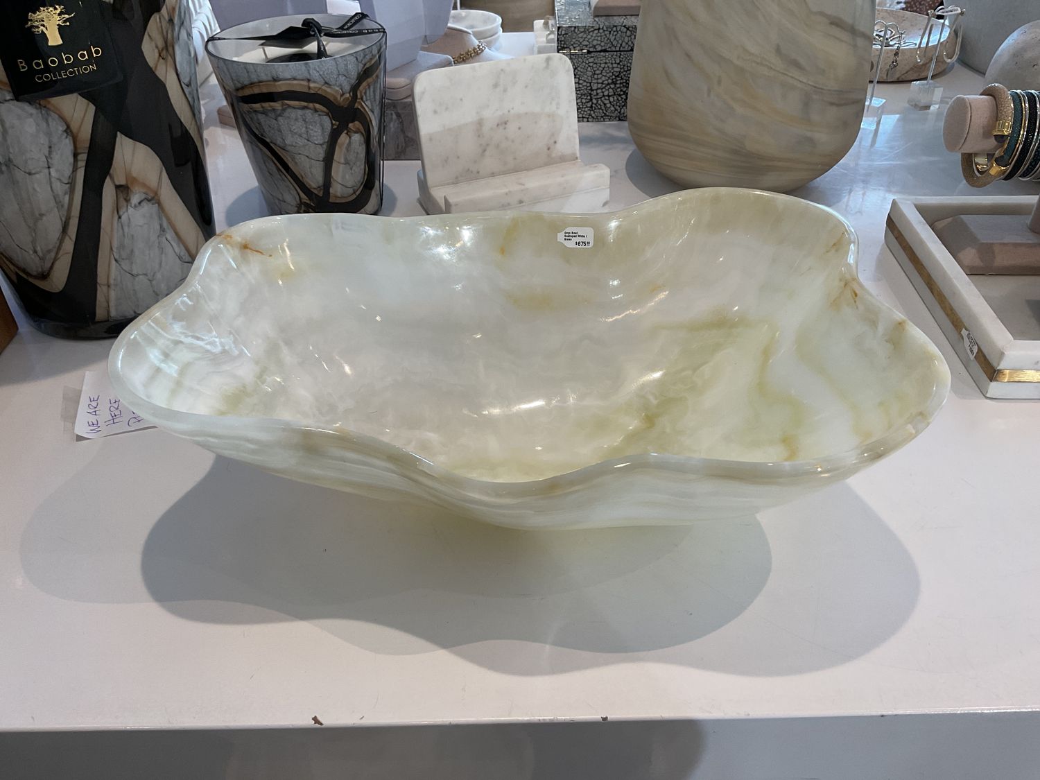 Onyx Bowl, Scalloped White / Green