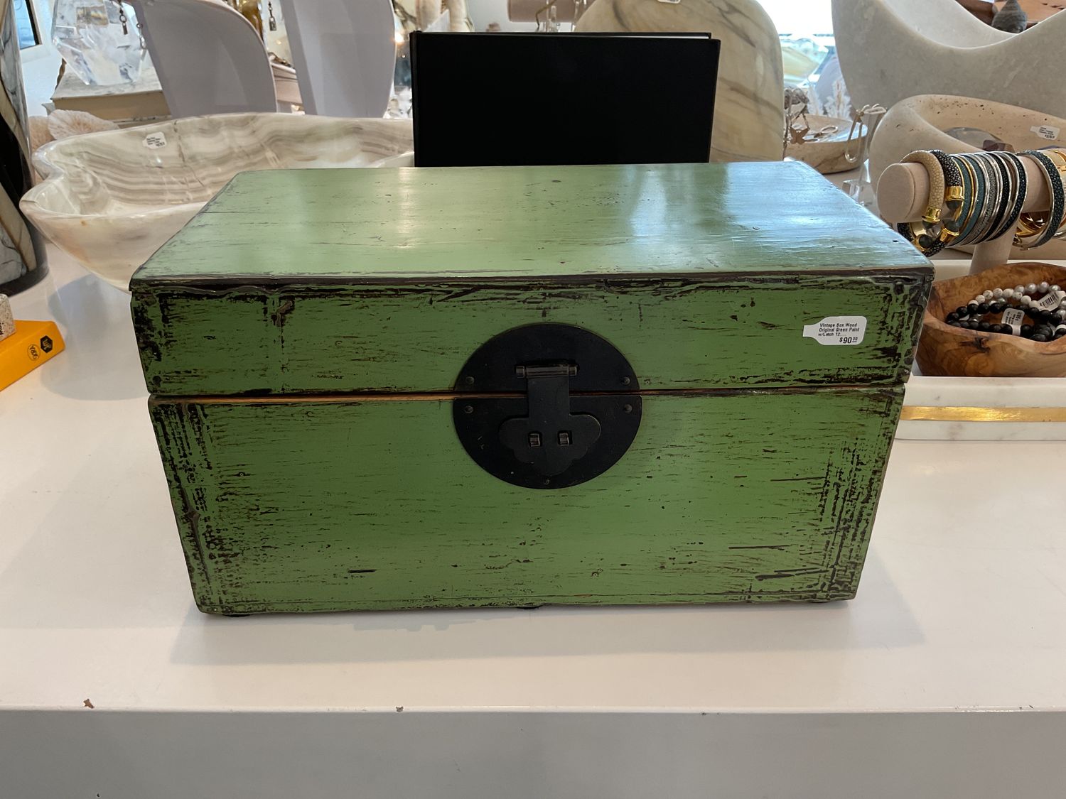 Vintage Box Wood Original Green Paint w/Latch 12.5 x 7