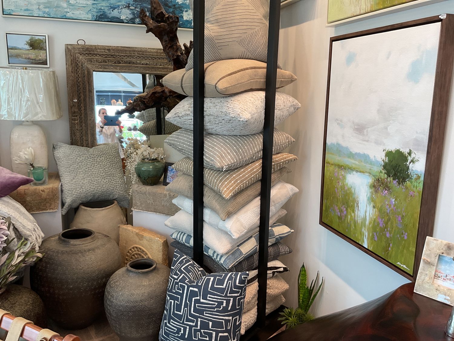 Pillows (Vary)