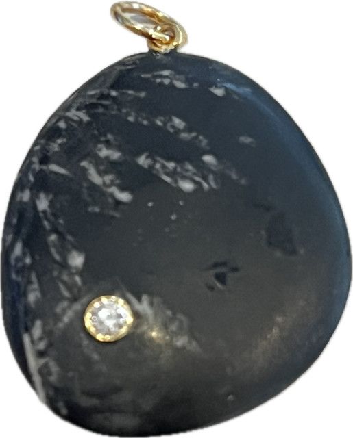 Charm Pendant Black Chrysanthemum with inset Diamond in 14k