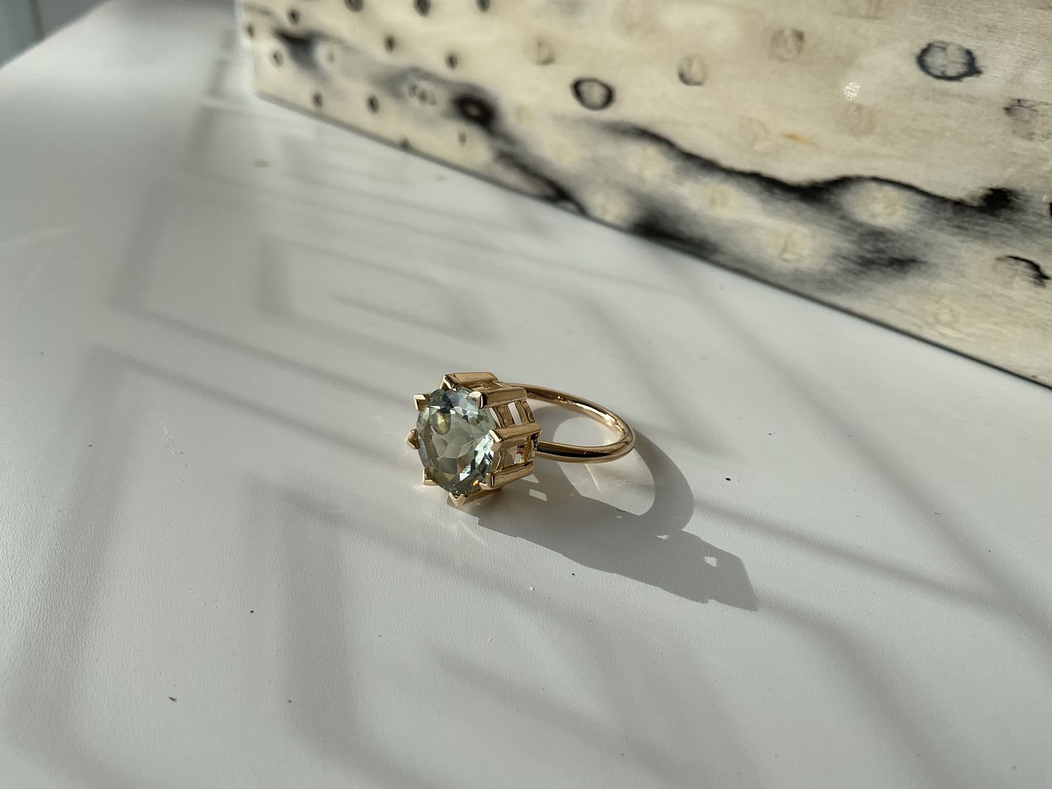 Ring, Sunburst in 14Kt Yellow Gold -Green Amethyst 4.43Kt