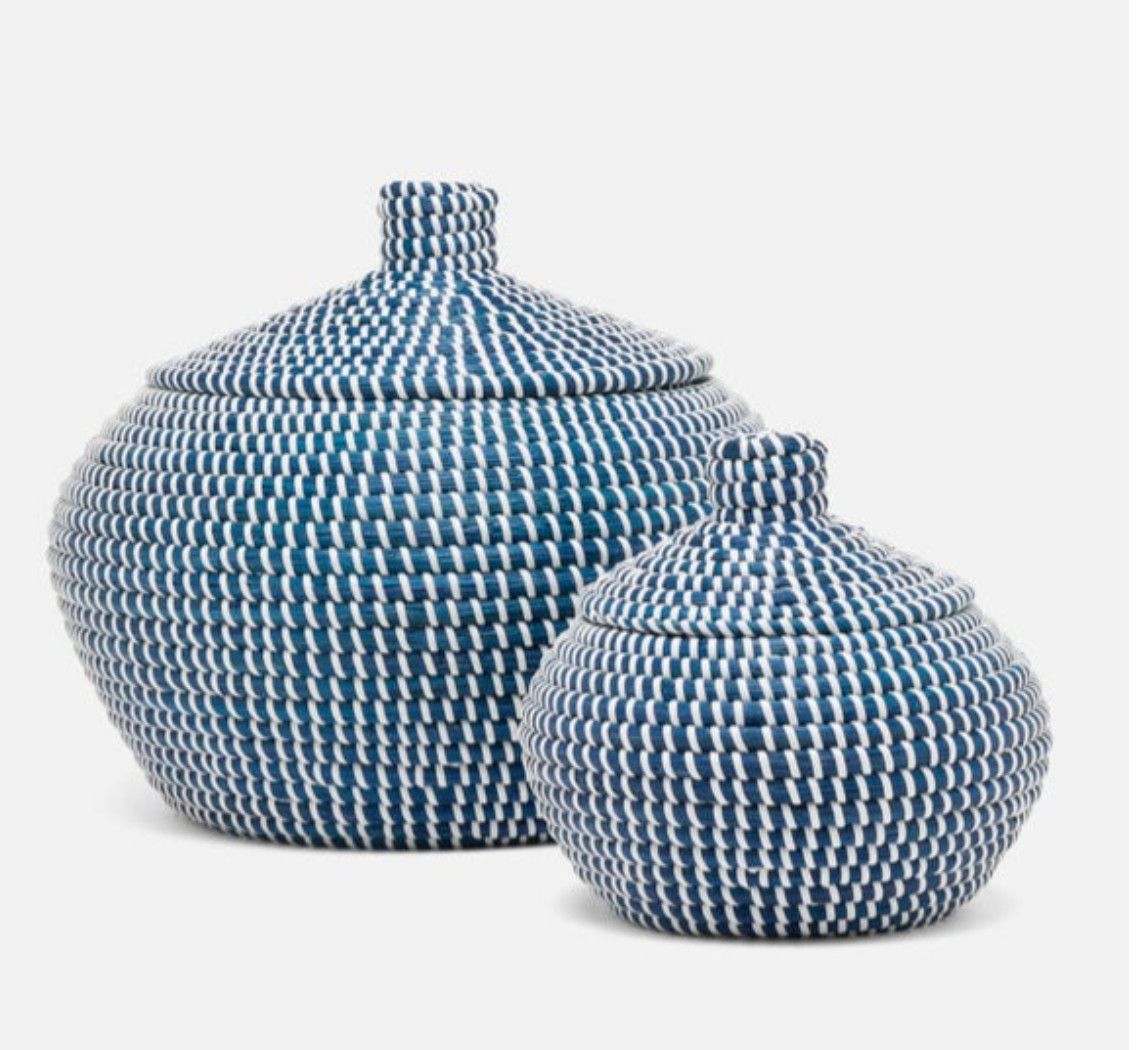 Baskets Set/2 Seagrass Tightly Woven w/Lid 7.5&quot;H &amp; 11&quot;H