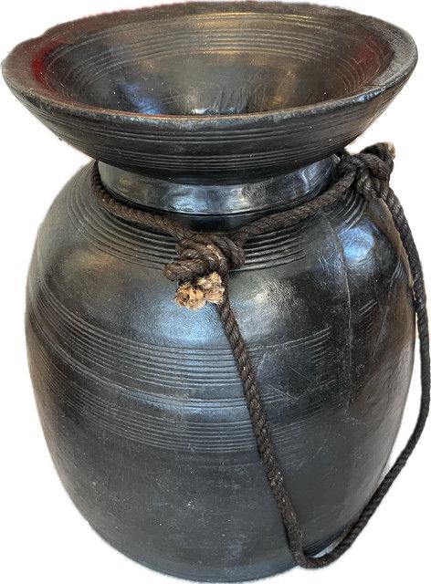 Water Pot With Rope, 15&#39;&#39;x15&#39;&#39;x17&#39;&#39;