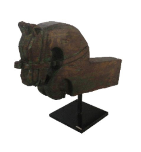 Horse Head On Stand , 12&#39;&#39;x5&#39;&#39;x10&#39;&#39;