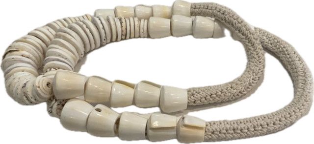 Shell Garland,  19", Conus virgo 26%, Conus literatus 74%