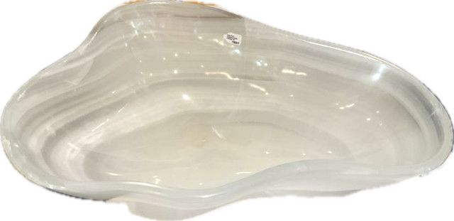 Onyx Bowl, Scalloped White Polished 16"