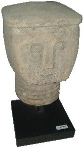 Sumba Head Statue On Stand 8 x 4 x 4