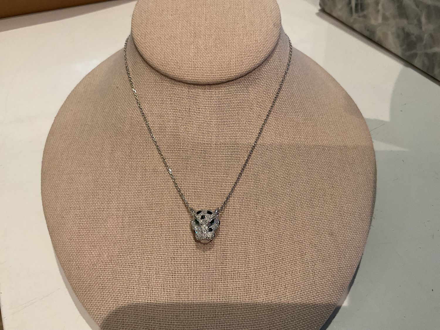 Necklace, WG Panther, Adjustable 16, 18" 14KWG w/.7 ct Lab Dia Pave, Emeralds, &amp; Onyx  4.94 g. wt.