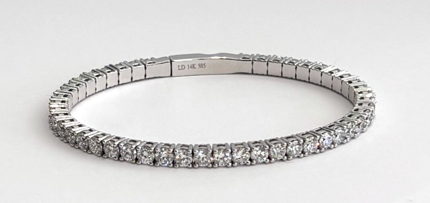 Bracelet, 6.92ct Lab Dia, 14k WG Bangle, 4 prong setting E/F Color