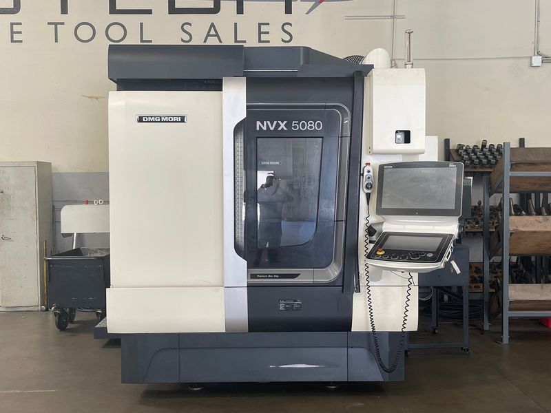 2017 DMG MORI NVX-5080/40 4th&5th Tilting Rotary Table