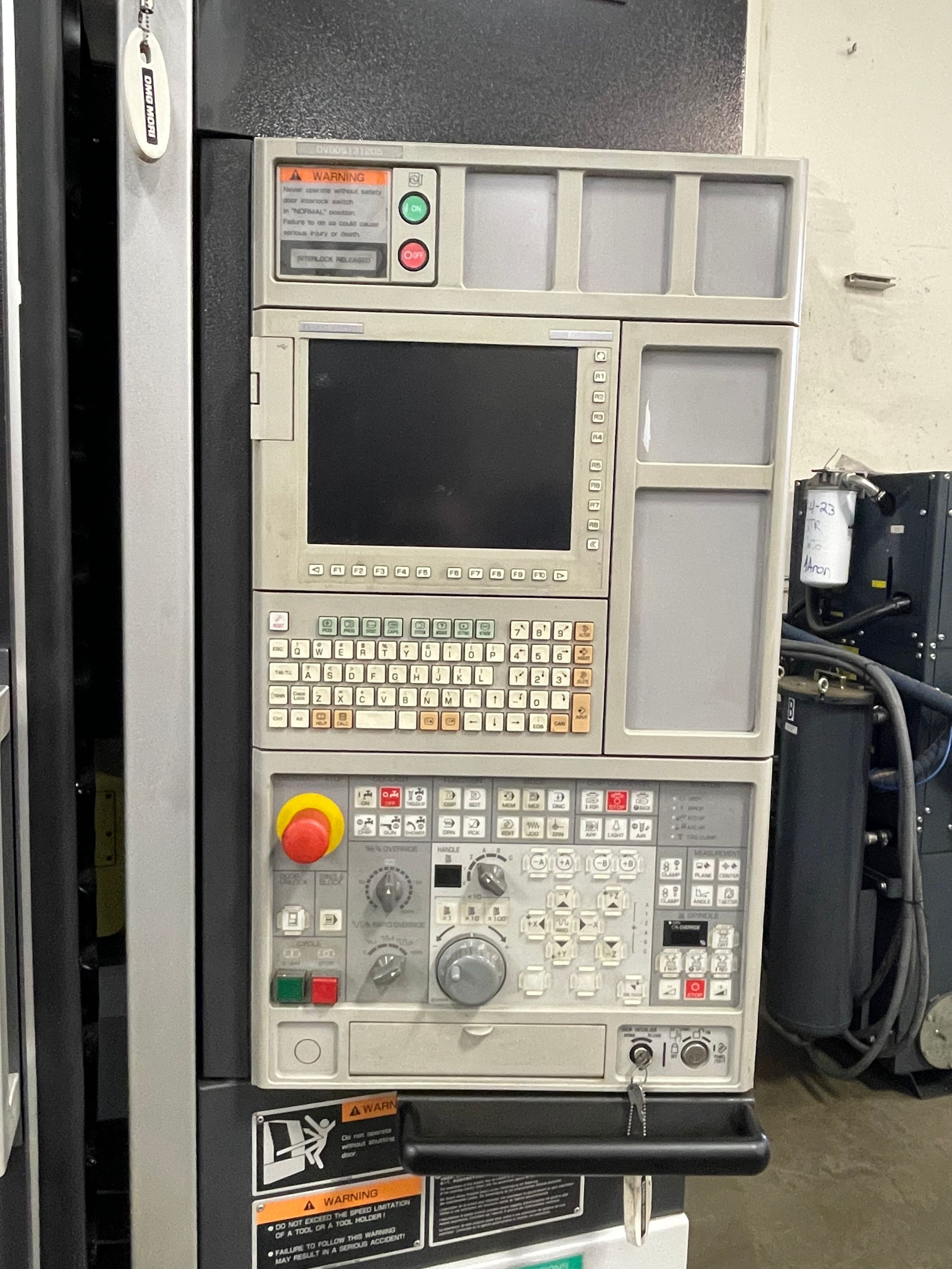 2014 DMG MORI DURAVERTICAL 5060 w/ 4th AXIS NIKKEN ROTARY TABLE