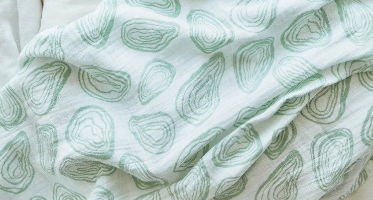 Oyster Swaddle, Color: Agave